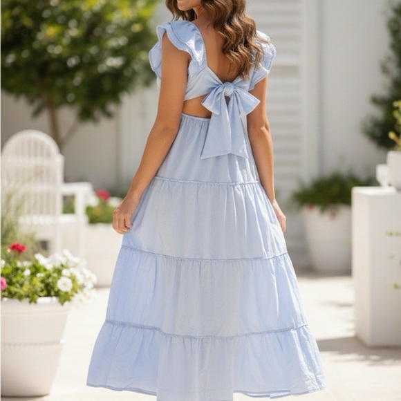 Elegant Sky Blue Maxi Dress - Picture 2 of 10